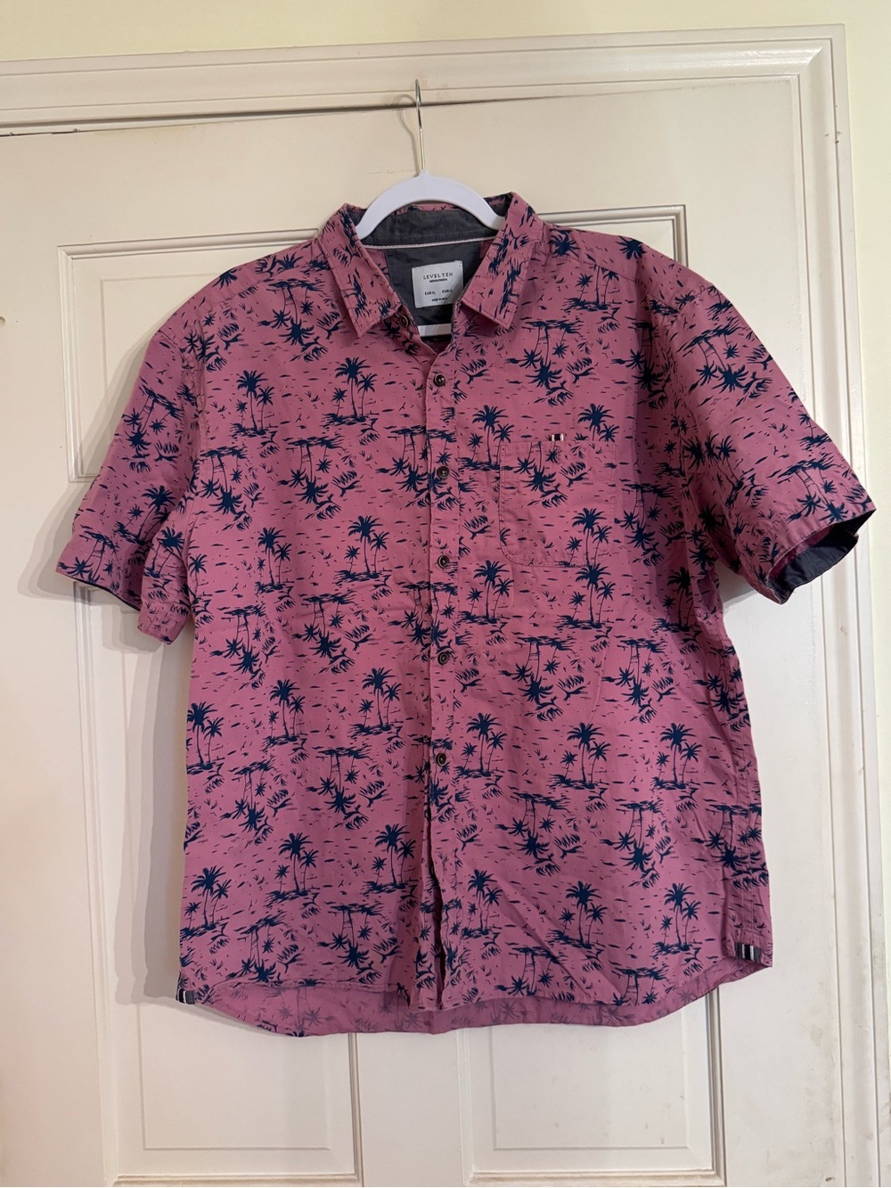 Linen-Blend Pink Short-Sleeve Button-Down Shirt with Navy Palm Print